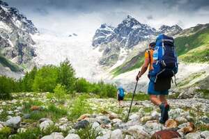 Long-Distance Hiking: Tips for Endurance and Mental Stamina