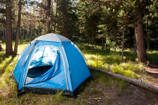 Camping Etiquette: Respecting Nature and Fellow Campers